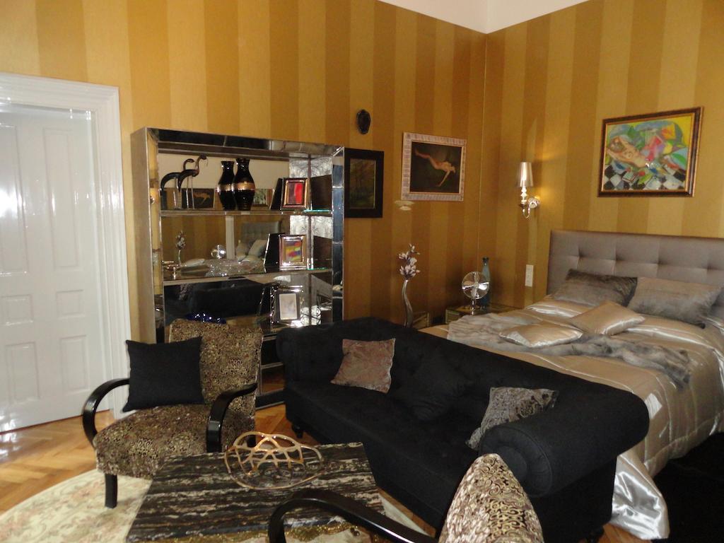 Boudoir Budapest Apartment Exterior photo